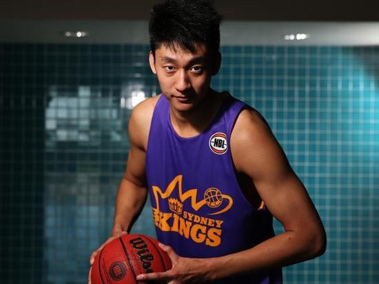 借默契与稳 借默契与稳